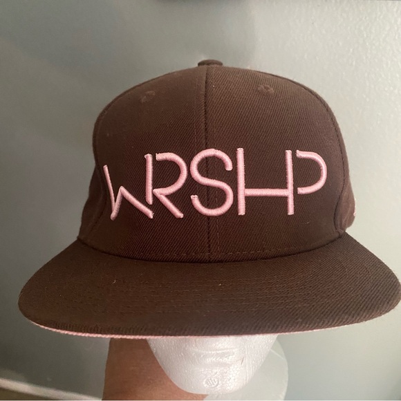 NEW WRSHP  Woman Snap Back Hat Brown & Pink is  reminder to be grateful everyday - Picture 1 of 10